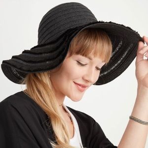 Stella and Dot Marina Hat